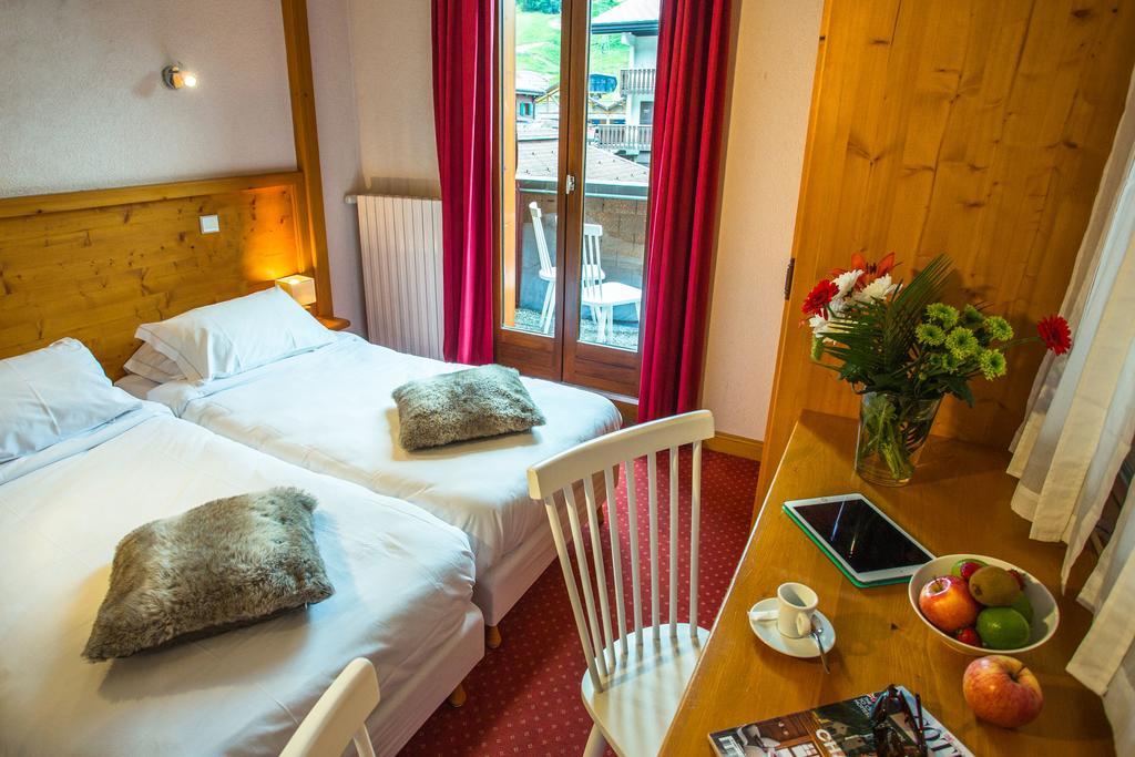 Chalet Hotel Regina Les Gets Exterior photo