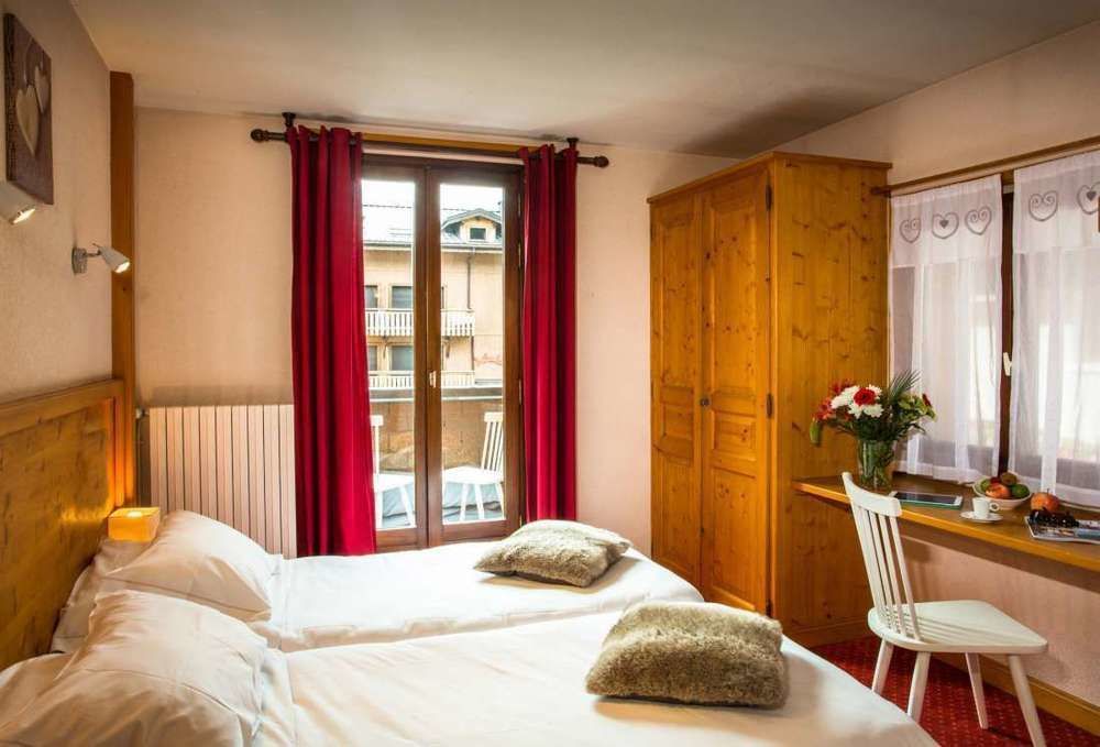 Chalet Hotel Regina Les Gets Exterior photo